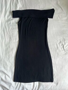 Garage Off-Shoulder Black Bodycon Dress